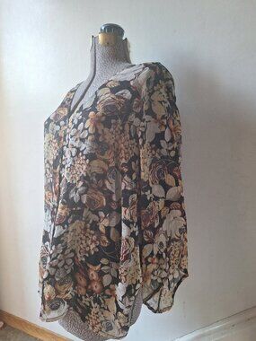 2X Women's Floral Blouse Black Brown Loose Comfortable Buttoned
